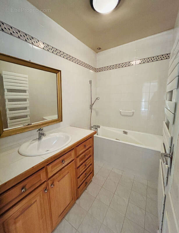 Maison à MONTIGNY-SUR-LOING