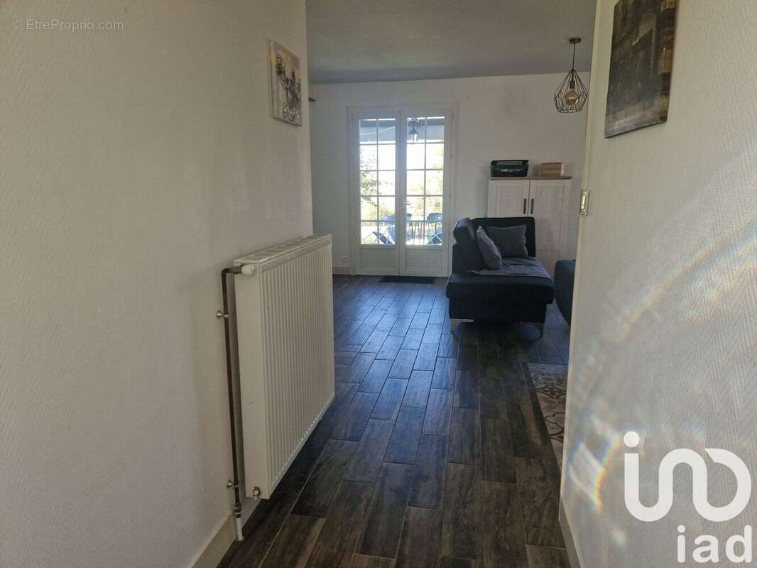 Photo 3 - Maison à TOUVRE