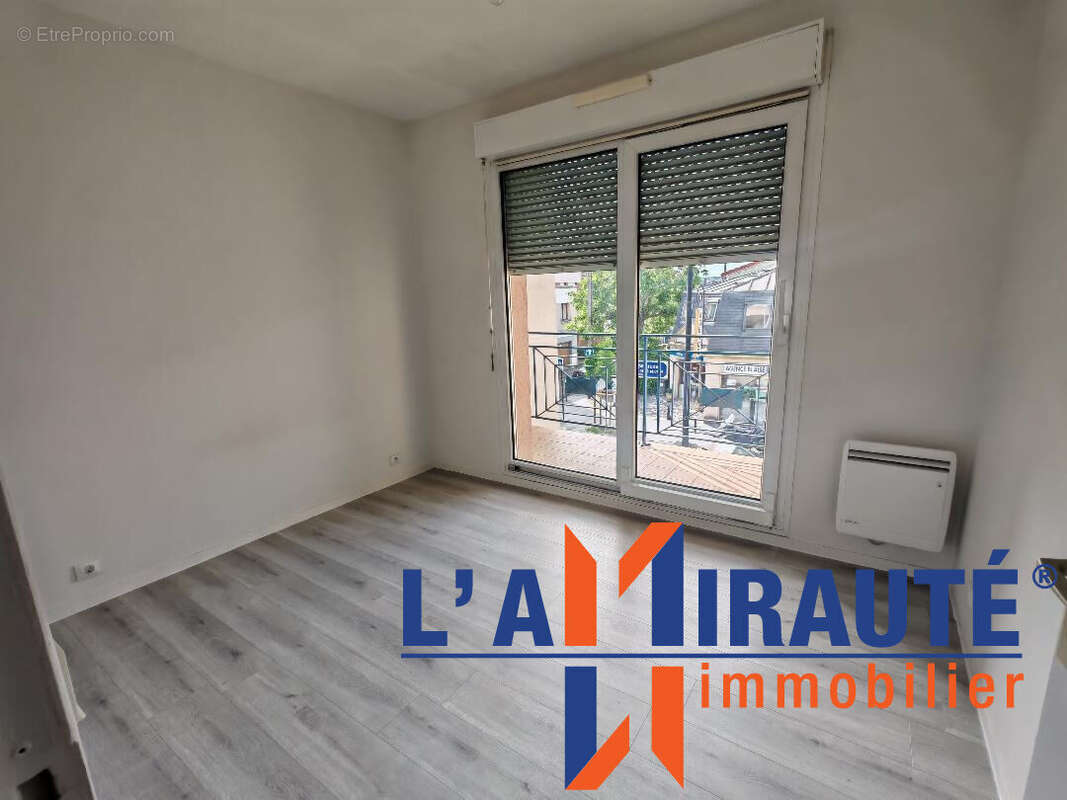 Appartement à SARTROUVILLE
