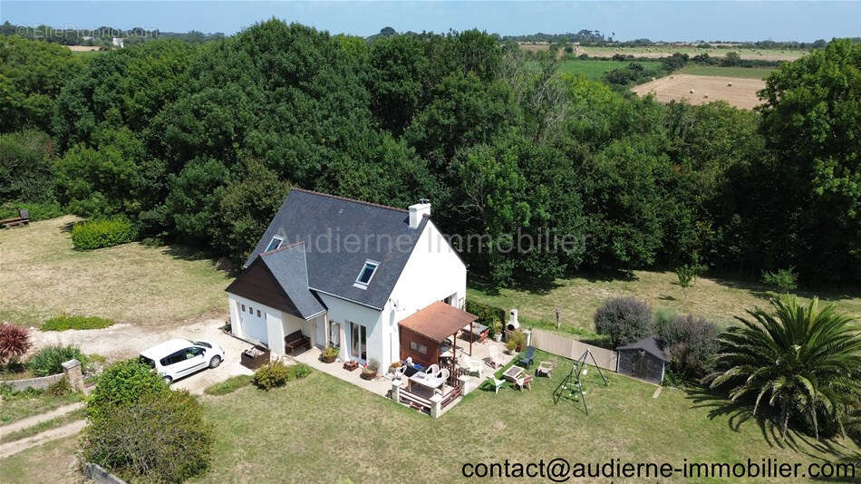 Maison à CLEDEN-CAP-SIZUN
