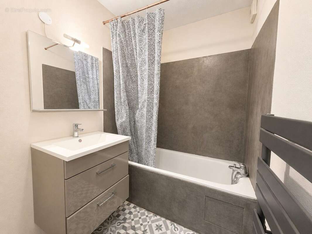 Appartement à RAMONVILLE-SAINT-AGNE