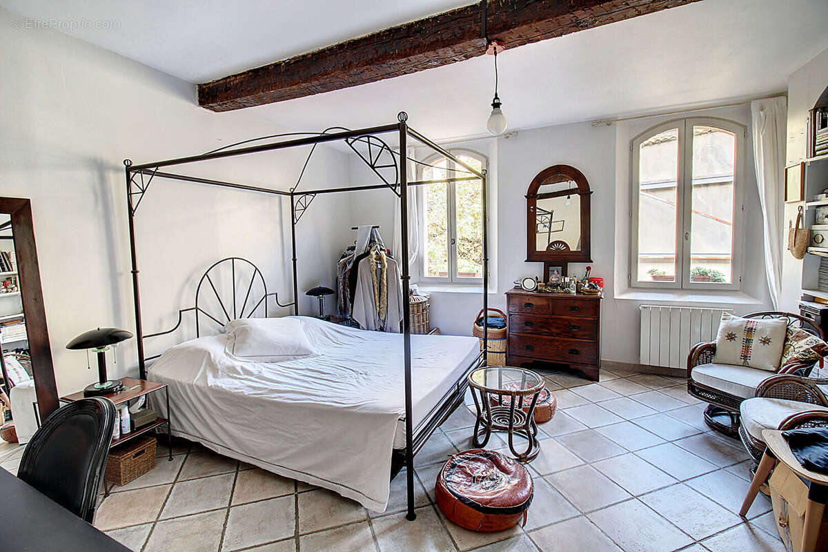 Appartement à BARGEMON