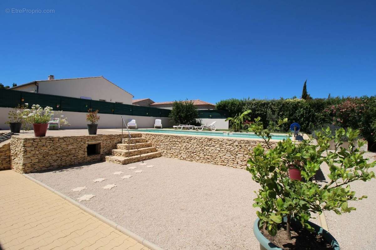 Maison Aubignan avec 2 petits gîtes et piscine - photo 9