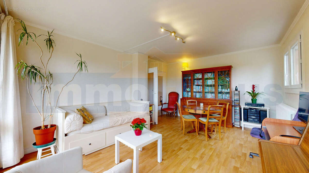 BOIS D'ARCY Appt 3 pièces de 59,27 m² hab, 2 chambres, balcon, cave et GARAGE - photo 3