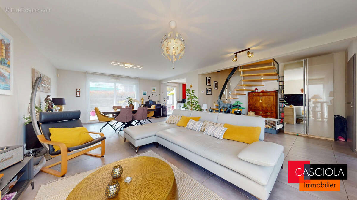 Maison à MARLY