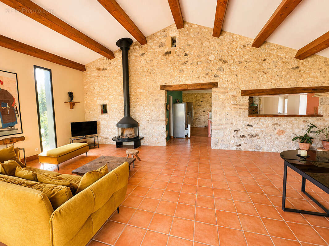 Maison à MONPAZIER
