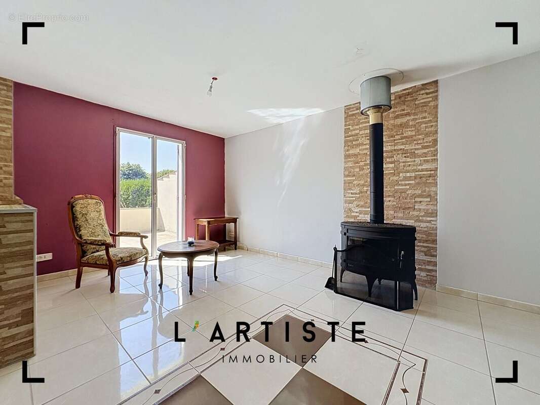 Maison 115 m² à Crosville-La-Vieille  - photo 5
