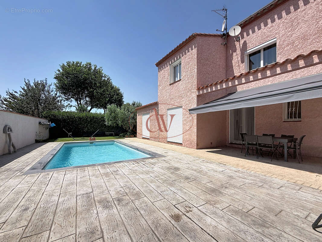 Maison 3 faces  de 131 m2 ( elne ) - photo 3