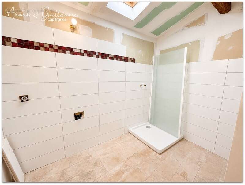 Exclusivité - Maison de maître avec double logement, jardin et double garage - proche de Pézenas (34120) - photo 10