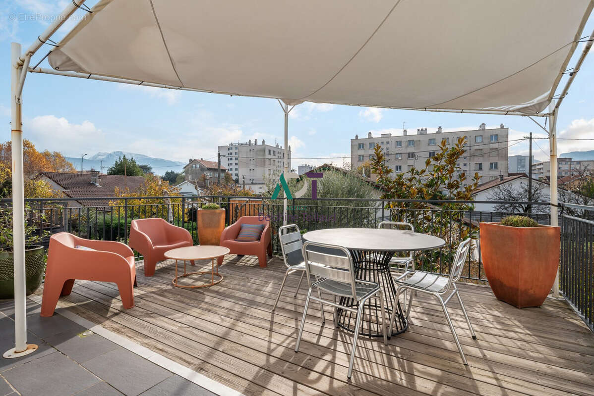 Maison à SEYSSINET-PARISET