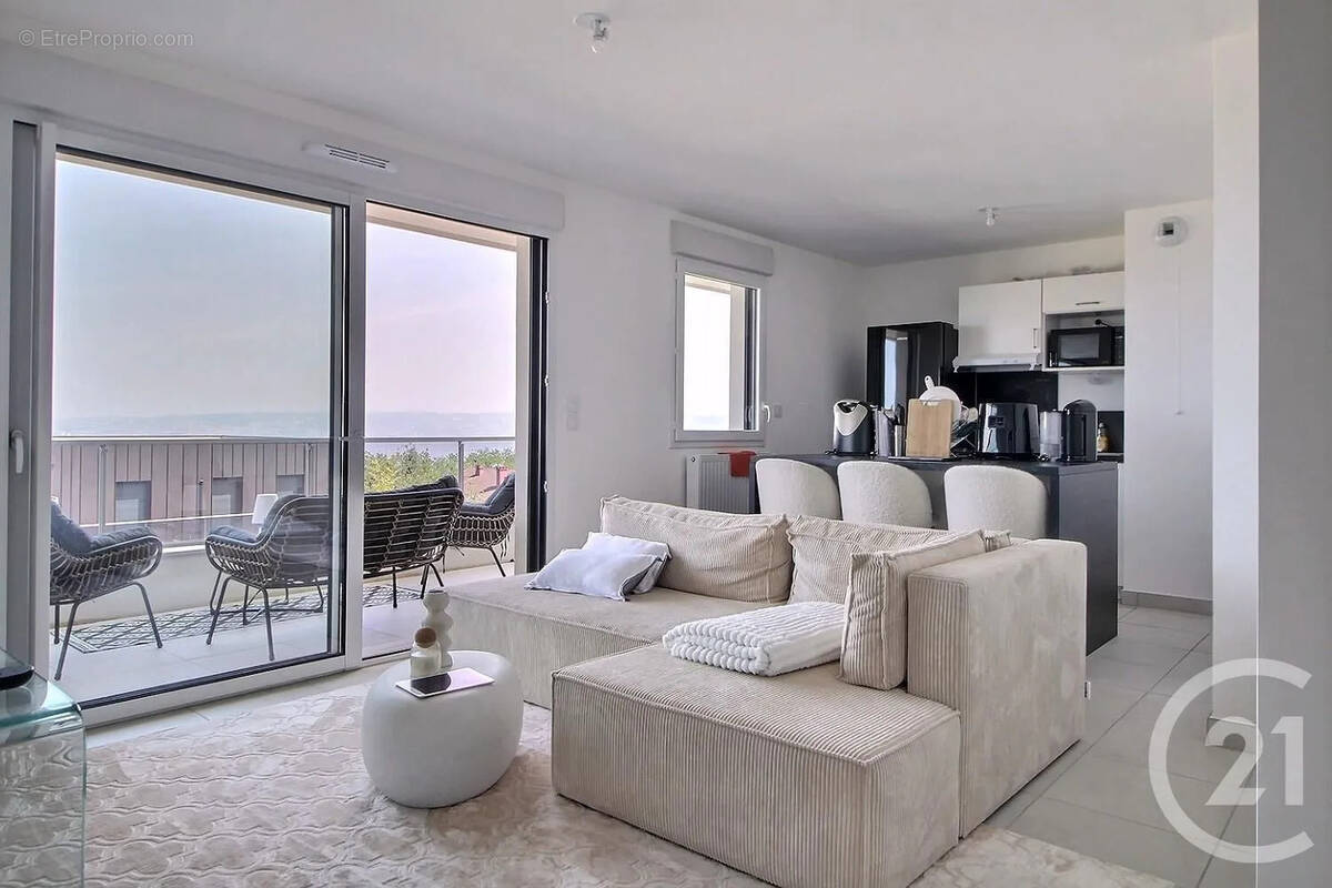 Appartement à EVIAN-LES-BAINS