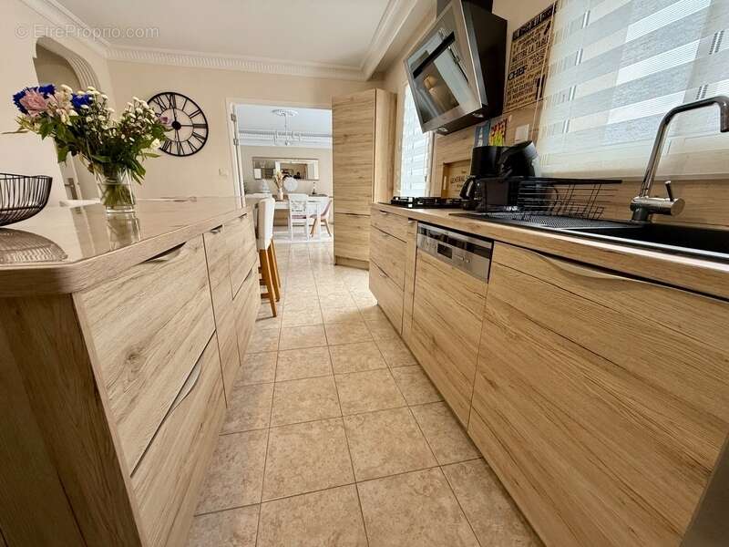 Maison à VILLEVEQUE