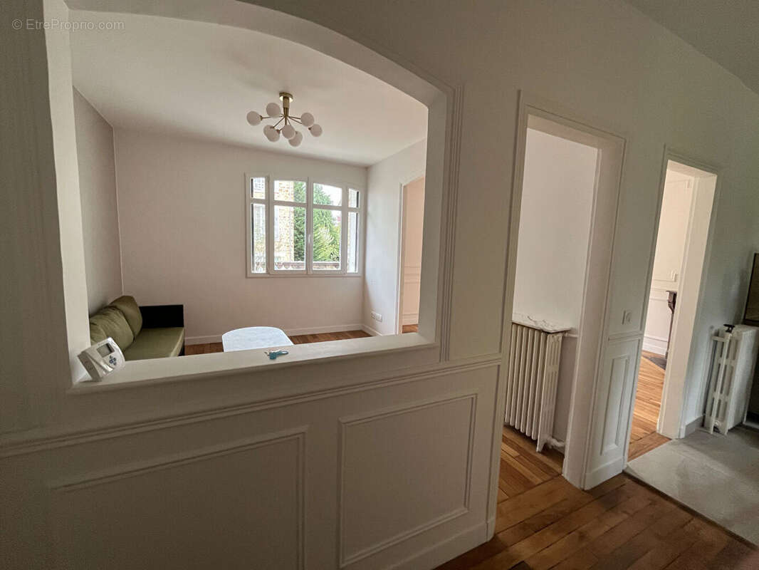 Appartement Chaville 4 pièce(s) 80 m2 terrasses jardin - photo 17