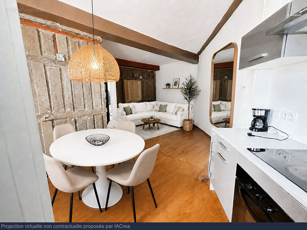 Appartement à vendre de 46 m², Intra-Muros, 2 chambres, à 50 mètres de la plage à pieds. - photo 2
