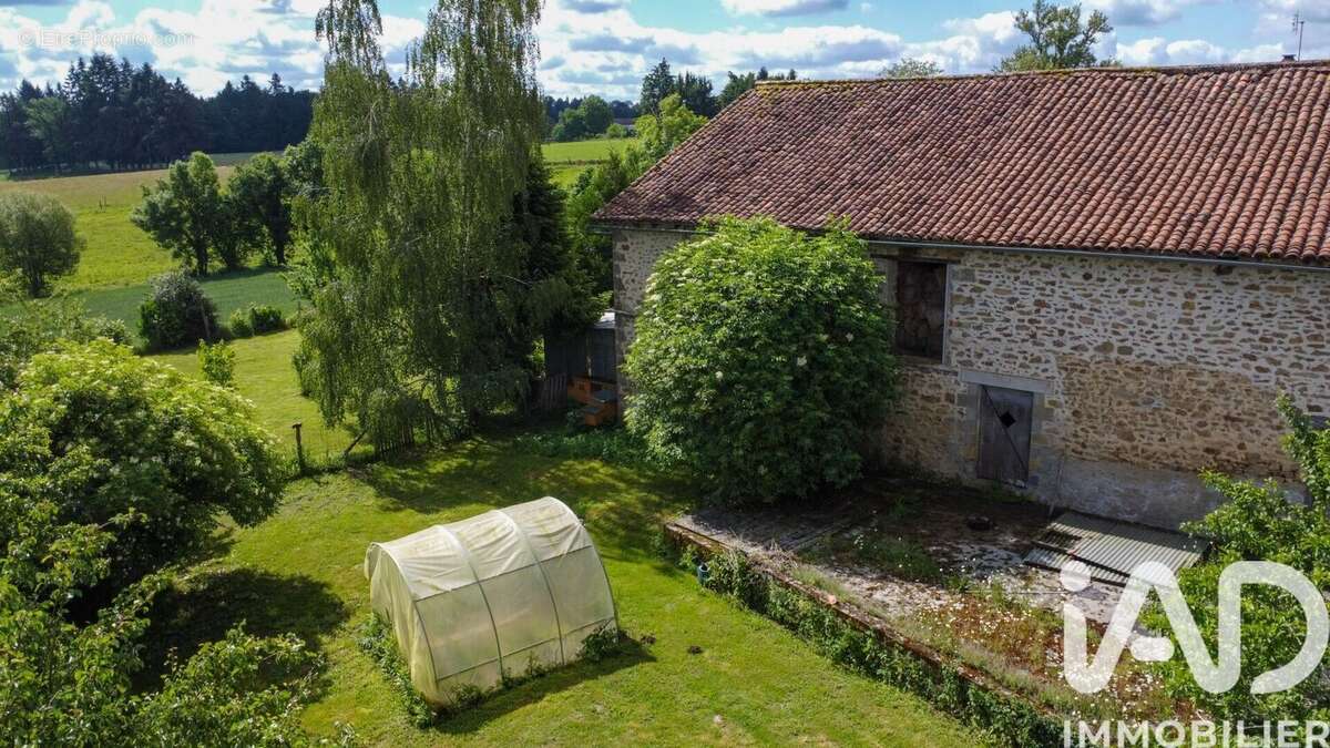 Maison 110 m² à Maisonnais-Sur-Tardoire  - photo 4