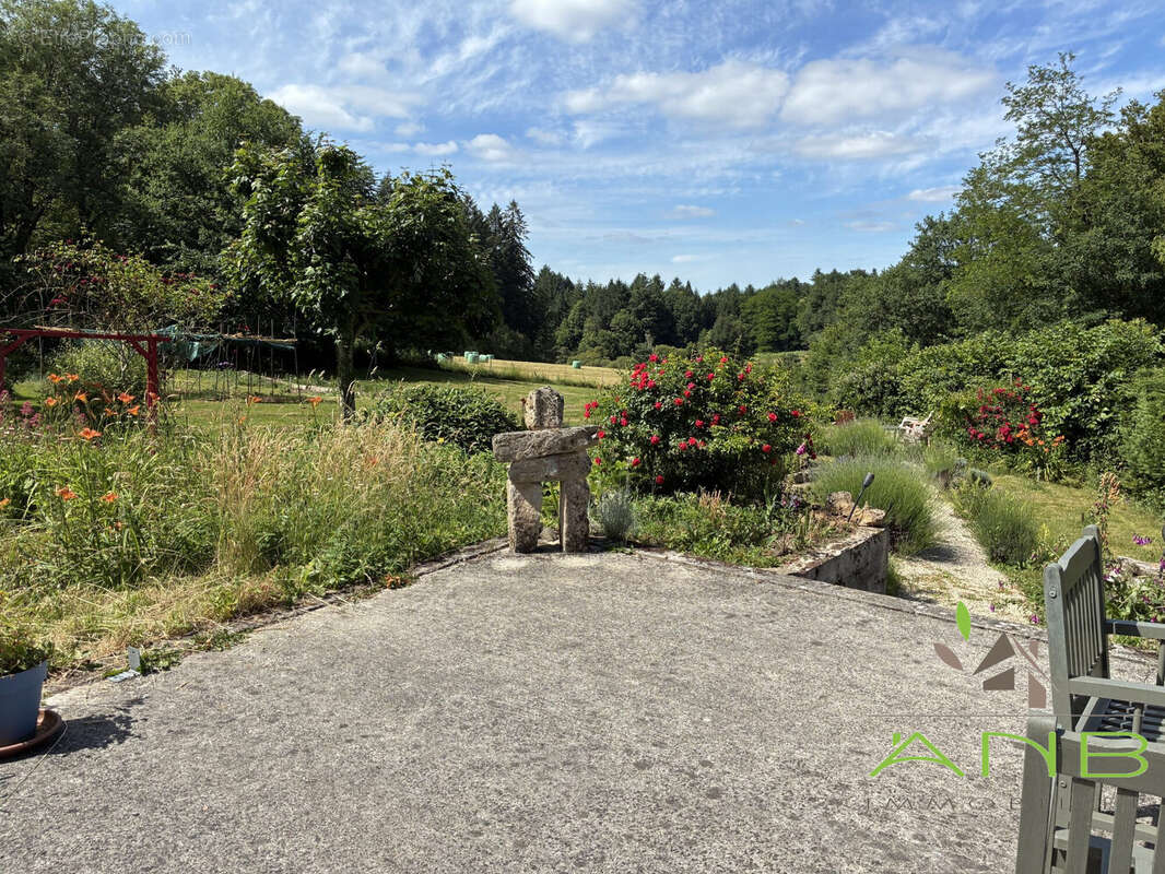 Maison 133 m² à Maisonnais-Sur-Tardoire  - photo 4