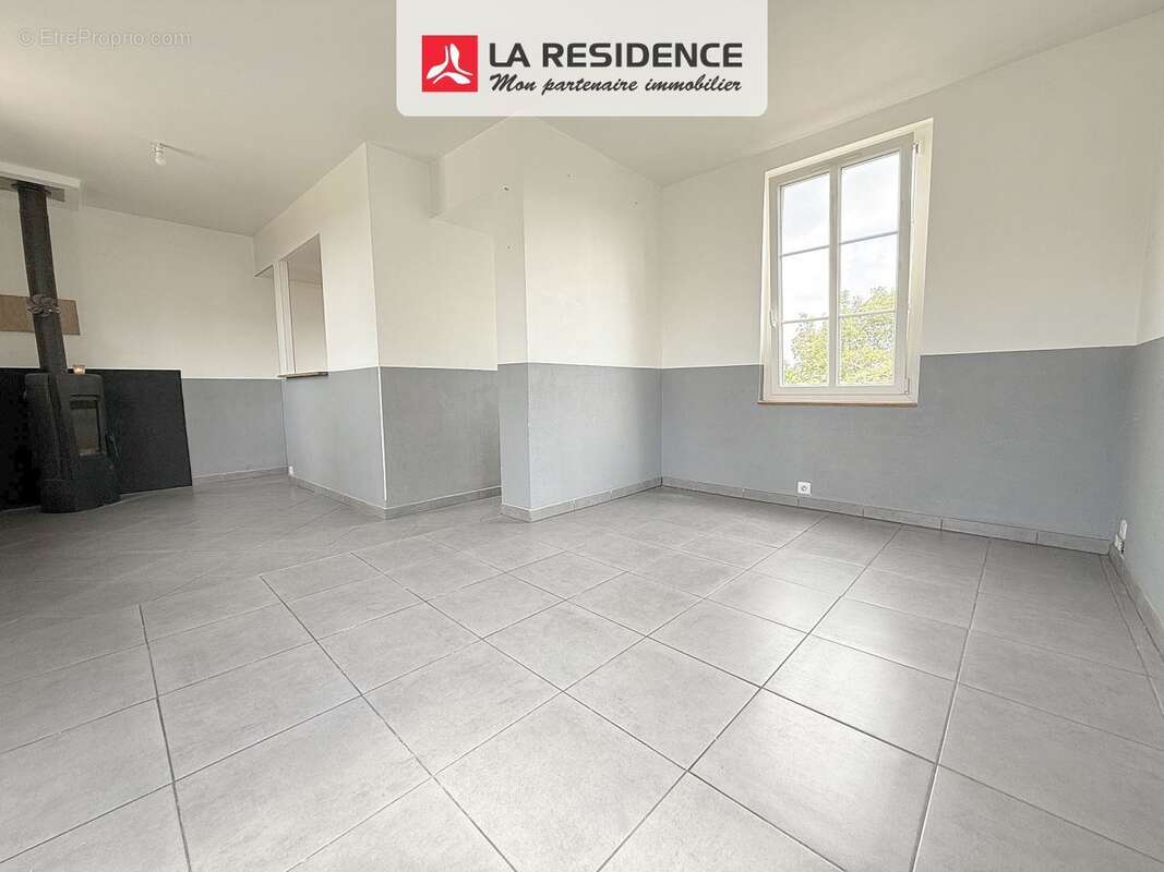 Maison à BENNECOURT