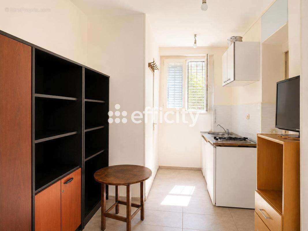 Locaux/Biens immobiliers - photo 8