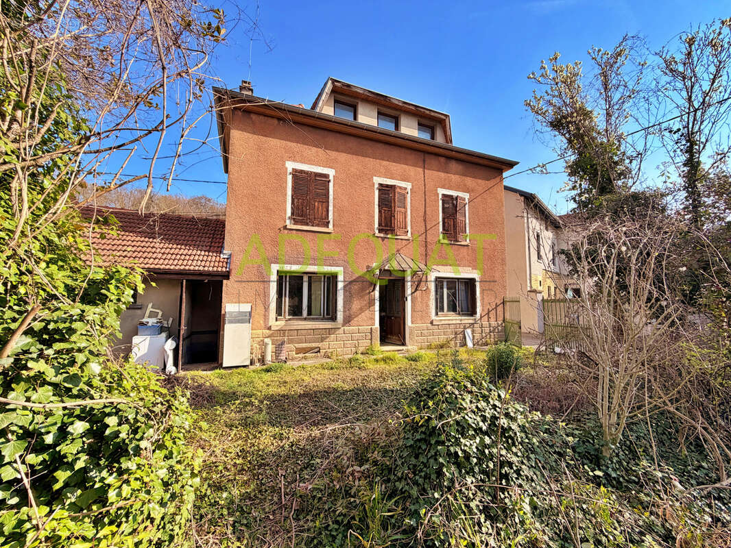 Maison à BOURGOIN-JALLIEU
