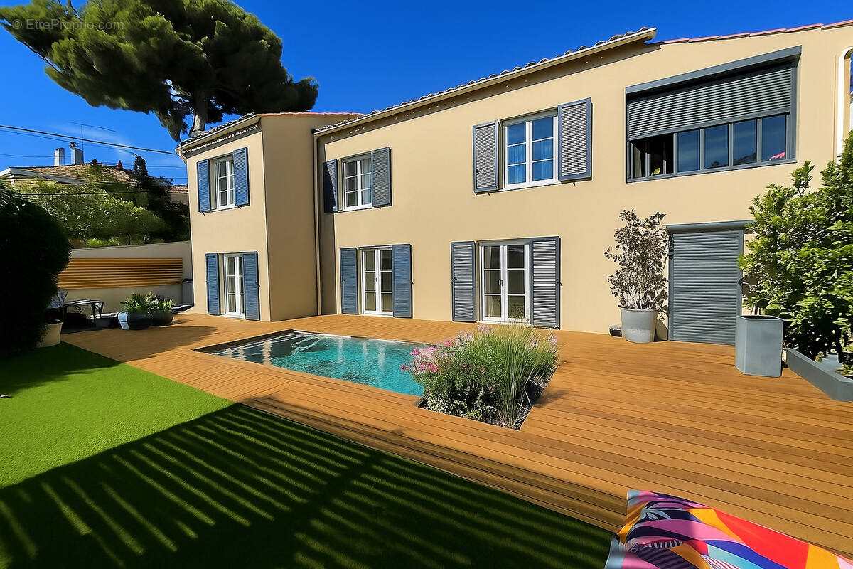 Maison à CARRY-LE-ROUET