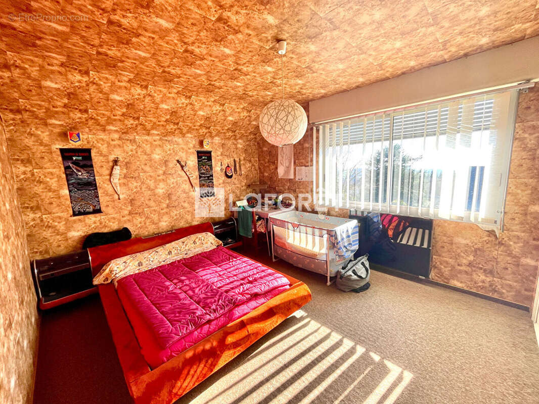 Maison à RIEUPEYROUX