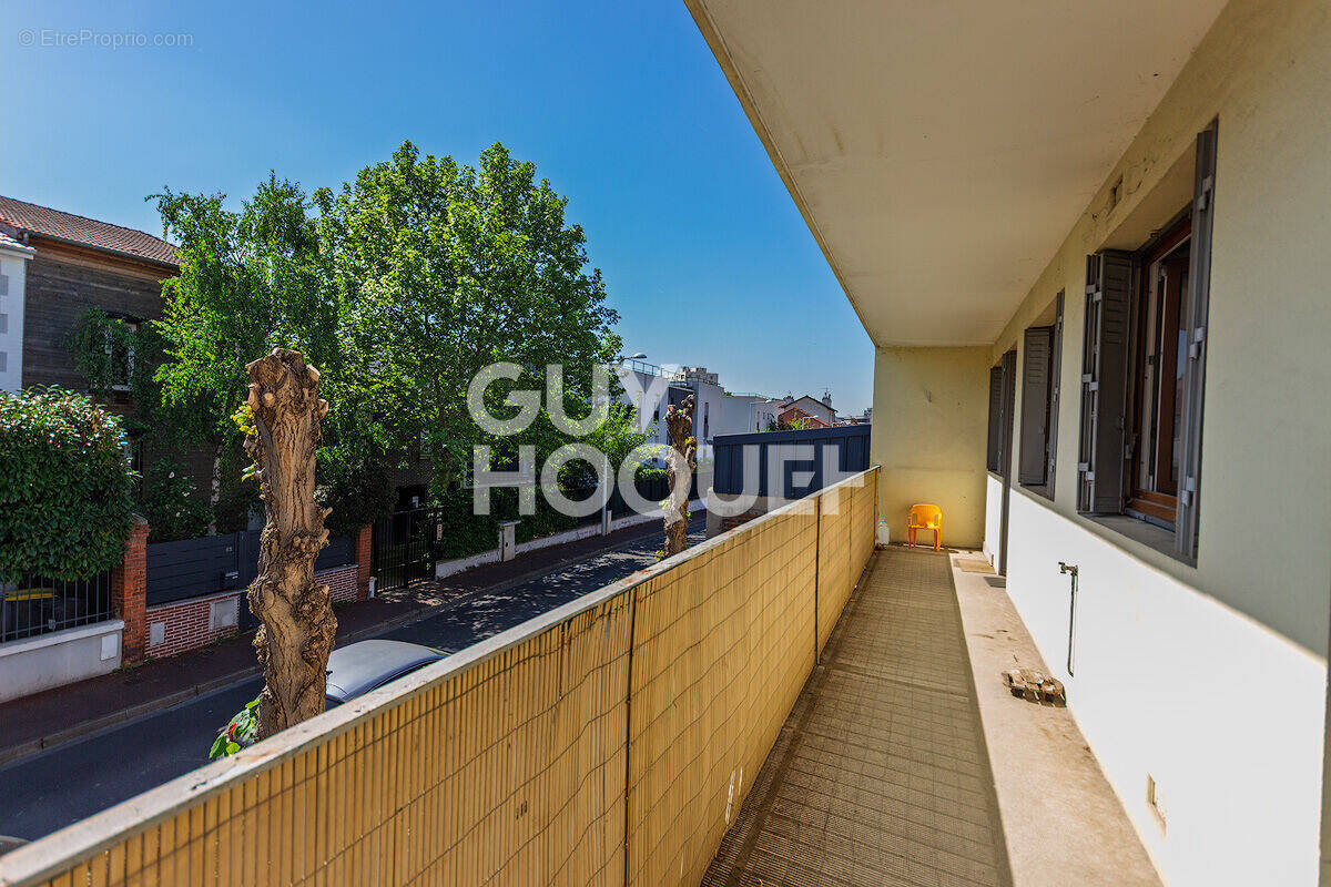 Appartement à NANTERRE