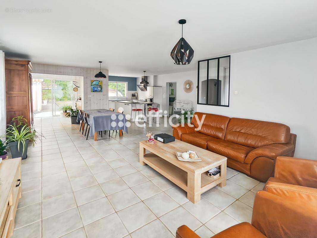 Maison à LES LUCS-SUR-BOULOGNE