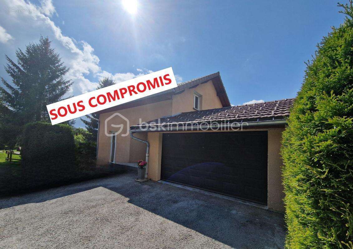 Maison à LES ROUSSES