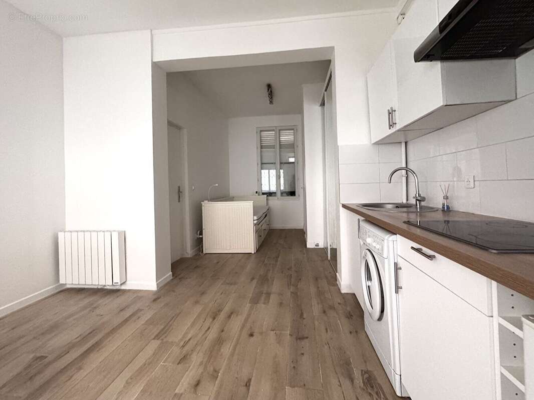 Commerce à PARIS-17E