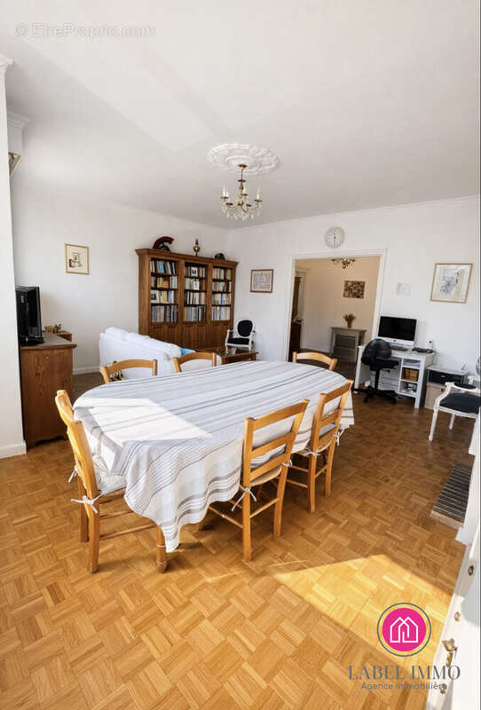 Séjour, Salle à manger - Appartement à LA MADELEINE