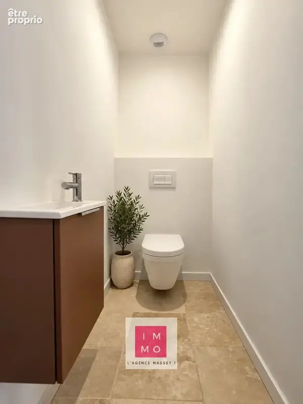 Caractère, charme & esprit contemporain — une demeure de 180 m² à la rénovation très récente, proche des commodités - photo 30