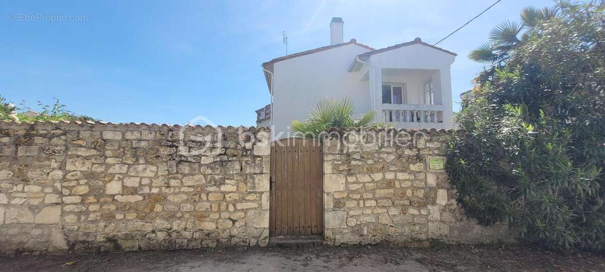Maison à ETAULES