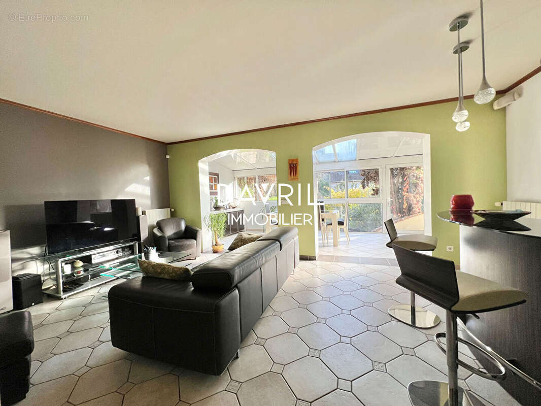 Maison à CONFLANS-SAINTE-HONORINE