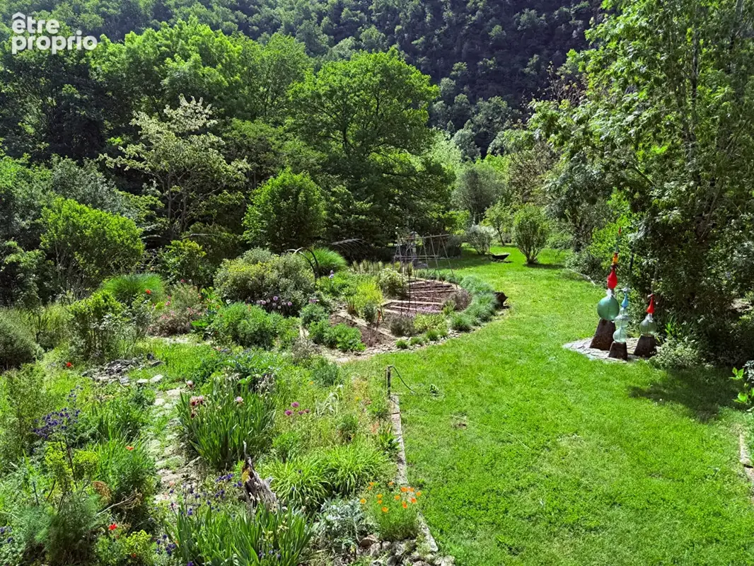 Une propriété unique entre nature, créativité et douceur de vivre - photo 23