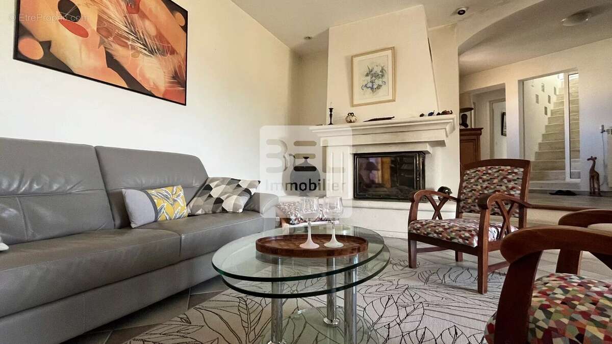 Maison à PONT-SAINT-ESPRIT