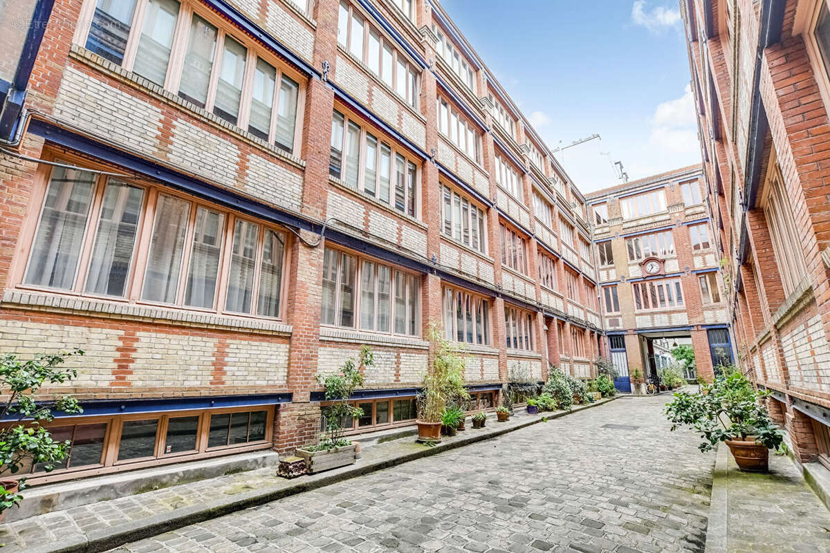 Appartement à PARIS-11E