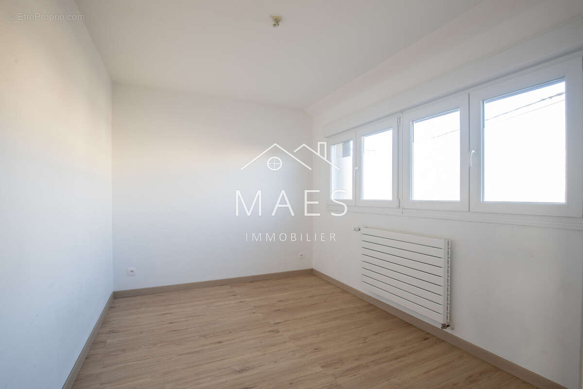 Maison à WAMBRECHIES