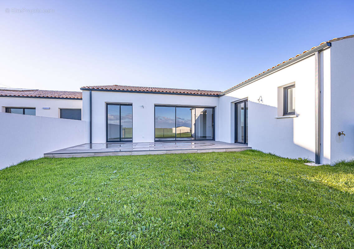 Maison à ANDILLY