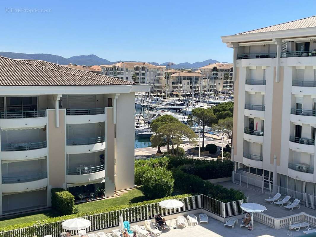 Appartement à FREJUS