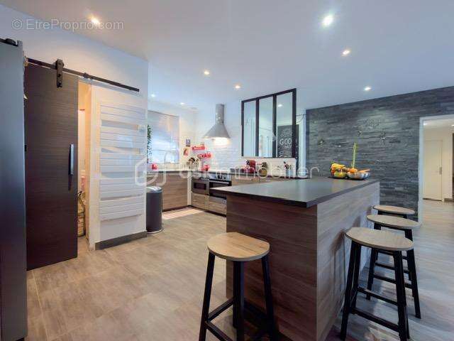 Maison à MOISSY-CRAMAYEL