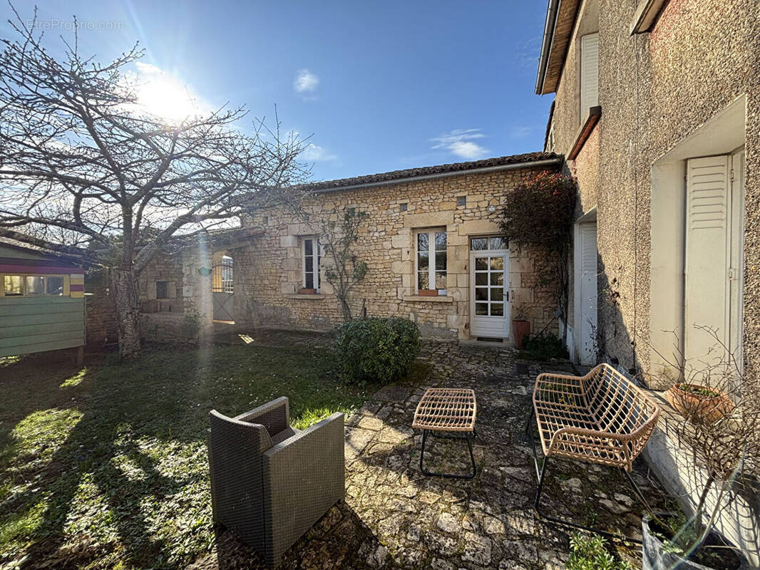 Maison à LAVOUX