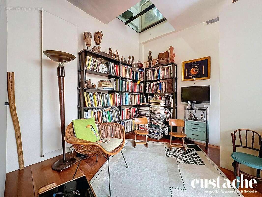 Appartement à PARIS-10E