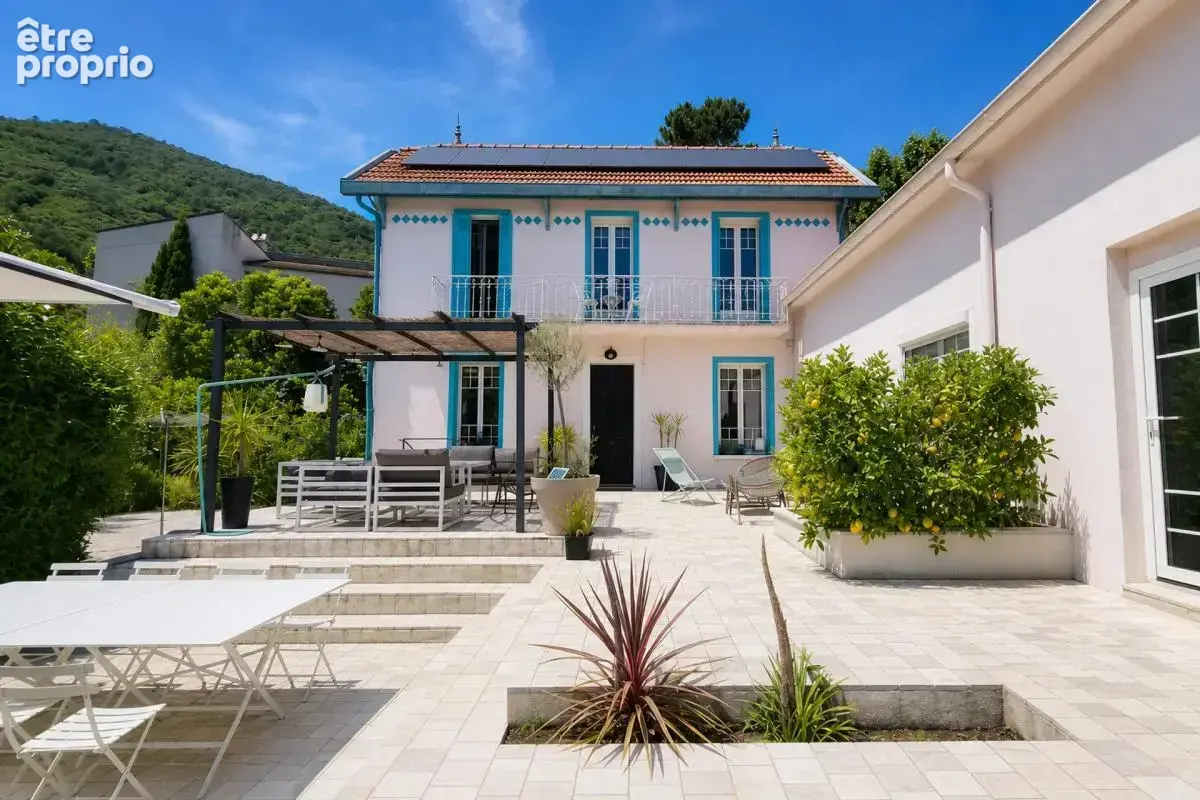 Maison de 12 pièces de 304 m² à Amélie-les-Bains - photo 7