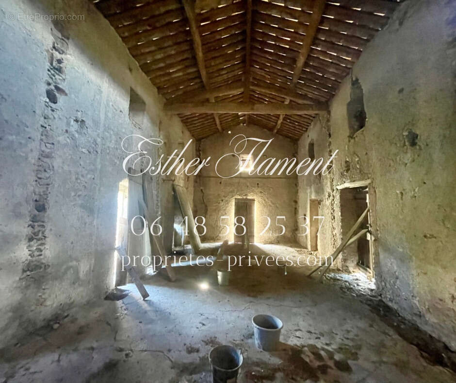 Maison à SAINT-JULIEN-DE-CASSAGNAS