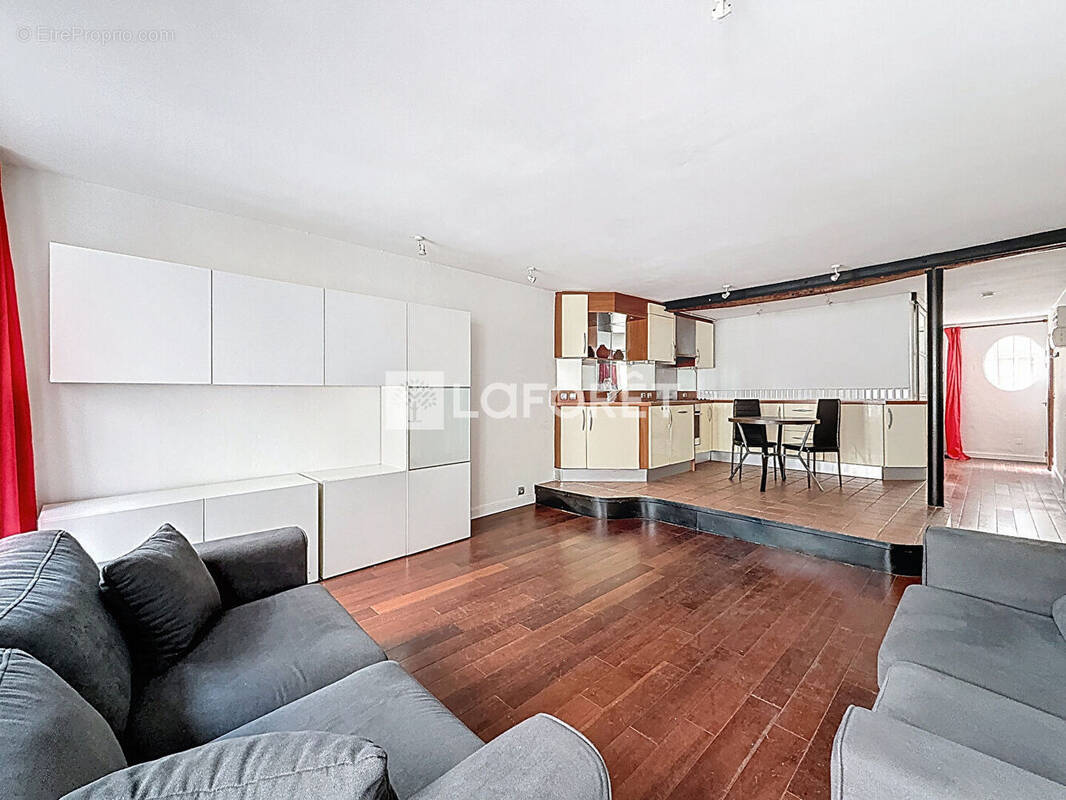 Appartement à PARIS-11E