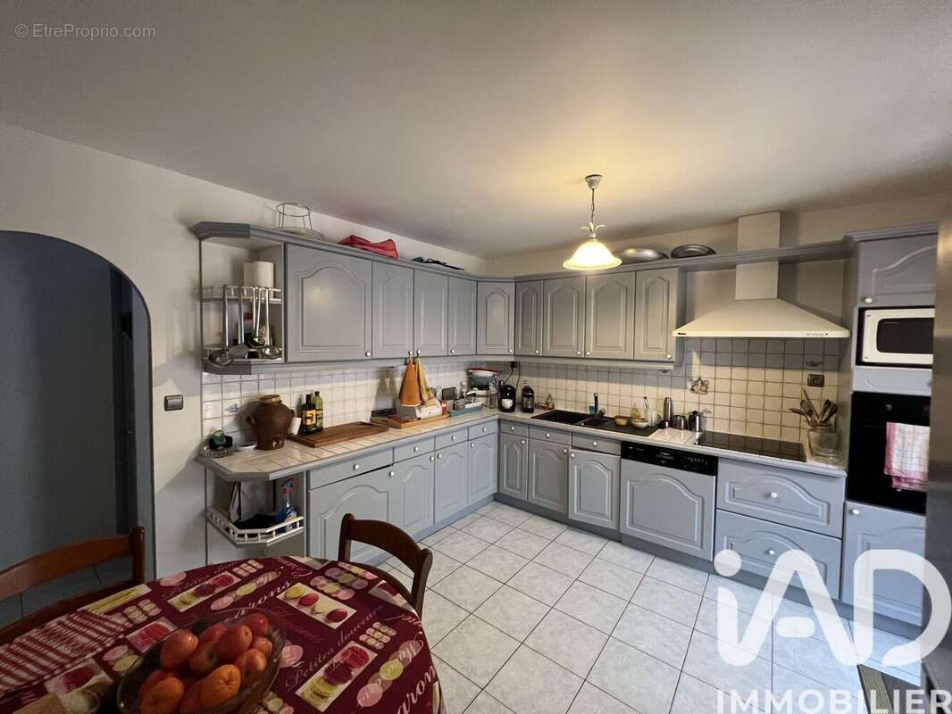 Photo 8 - Maison à SAINTRY-SUR-SEINE