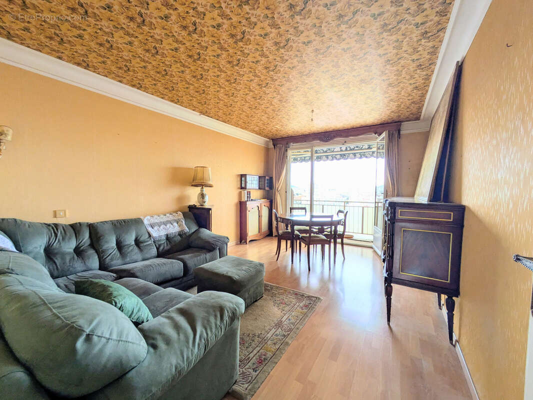 Appartement à MARSEILLE-14E