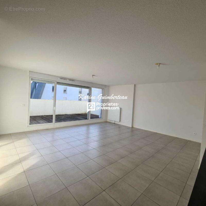 Appartement à BEGLES