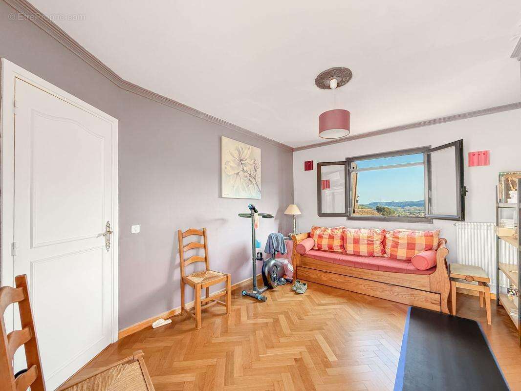 Maison à LA COLLE-SUR-LOUP