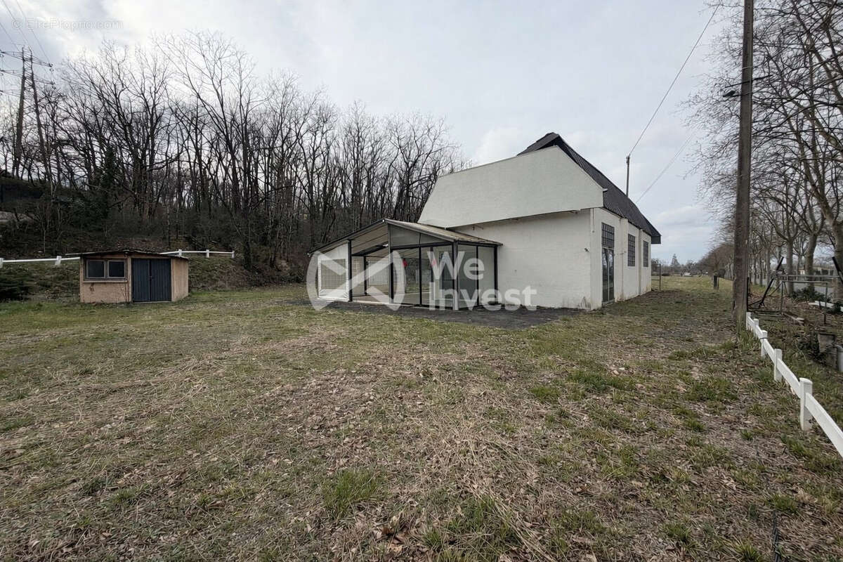 Commerce à LAGARRIGUE